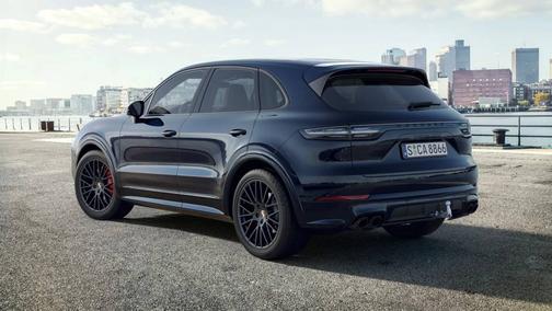 2023 Porsche Cayenne 