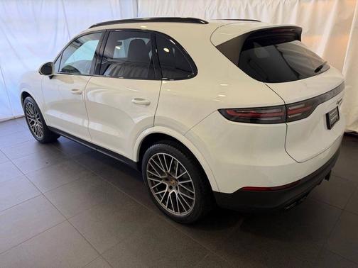 White 2023 Porsche Cayenne