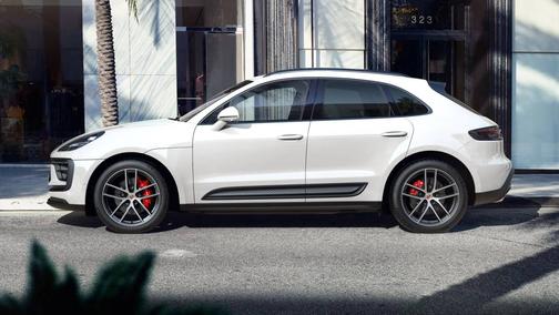 2023 Porsche Macan 