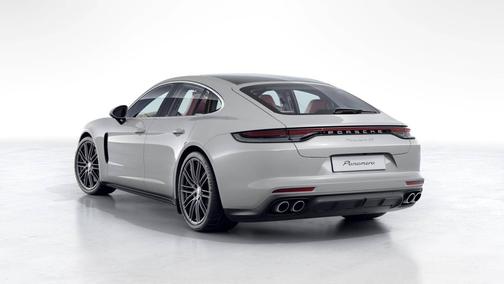 2022 Porsche Panamera 
