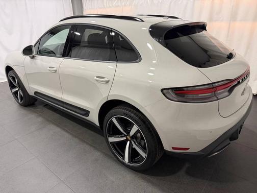 Chalk 2026 Porsche Macan