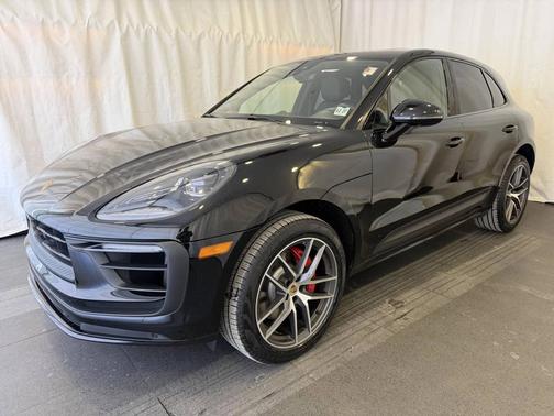 Black 2023 Porsche Macan