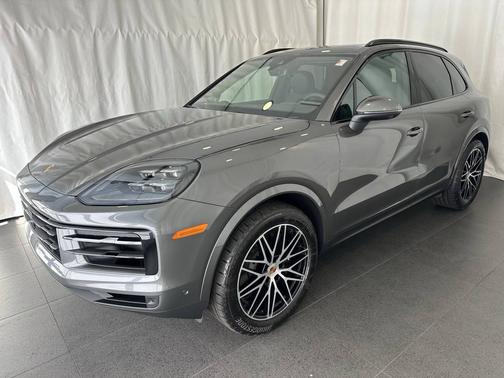 2025 Porsche Cayenne 