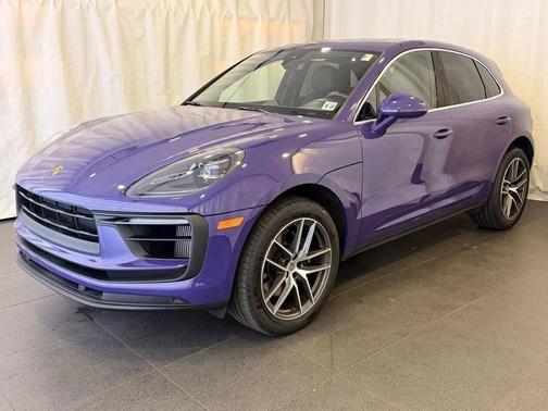 Preparation for Paint to Sample: Ultraviolet 2022 Porsche Macan