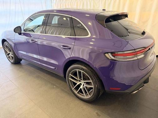 Preparation for Paint to Sample: Ultraviolet 2022 Porsche Macan