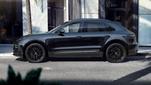 2022 Porsche Macan 
