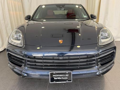 Moonlight Blue Metallic 2023 Porsche Cayenne AWD