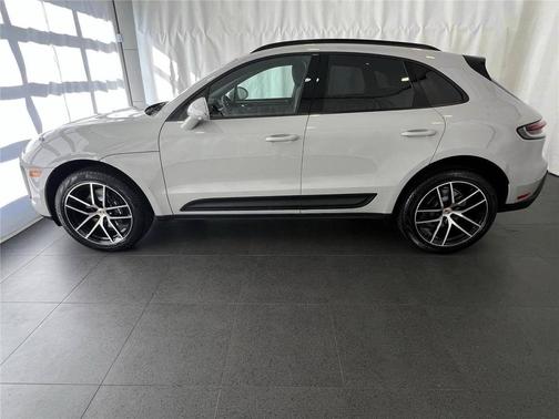 Chalk 2026 Porsche Macan