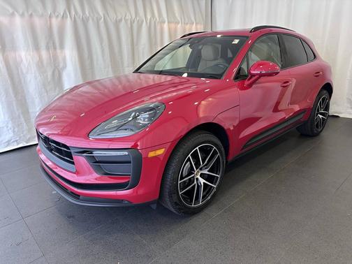 2025 Porsche Macan 