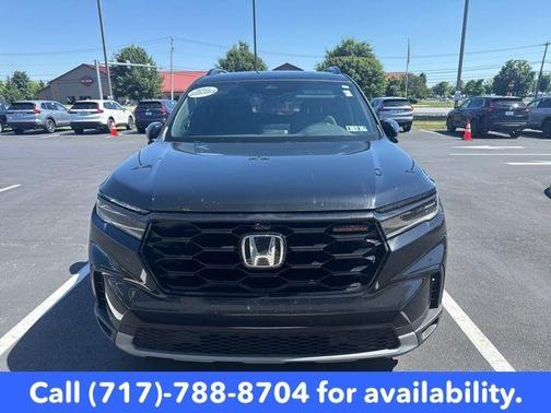 Crystal Black Pearl 2025 Honda Pilot TrailSport