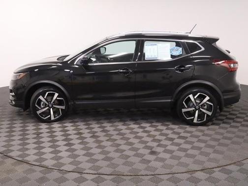 2022 Nissan Rogue Sport SL