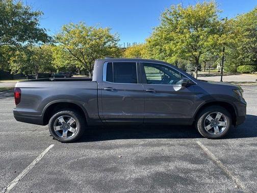 Modern Steel Metallic 2026 Honda Ridgeline RTL