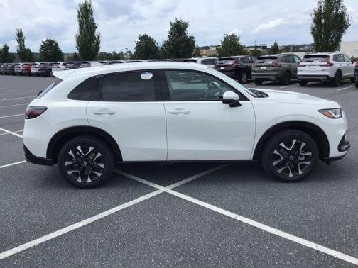 Platinum White 2026 Honda HR-V EX-L