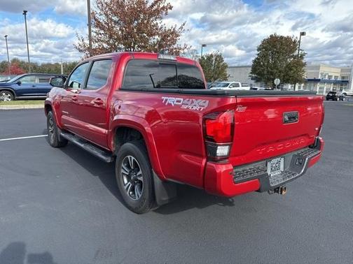 2018 Toyota Tacoma TRD Sport