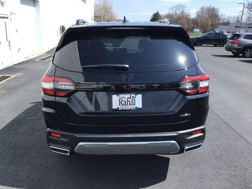 Crystal Black 2026 Honda Pilot Touring