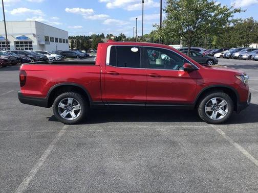Radiant Red 2026 Honda Ridgeline RTL