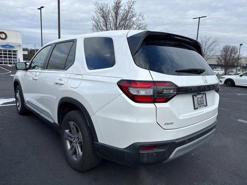 2023 Honda Pilot EX-L 8-Passenger