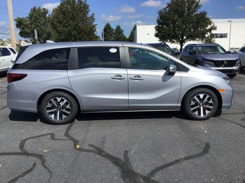 Silver 2026 Honda Odyssey EX-L