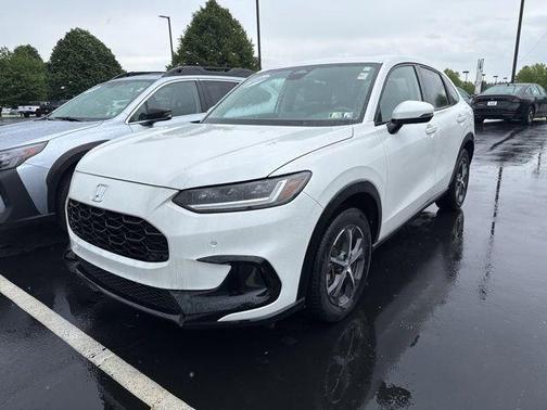 Platinum White 2023 Honda HR-V EX-L