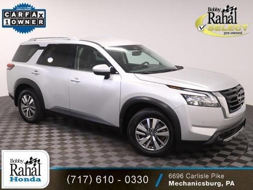 2022 Nissan Pathfinder SL