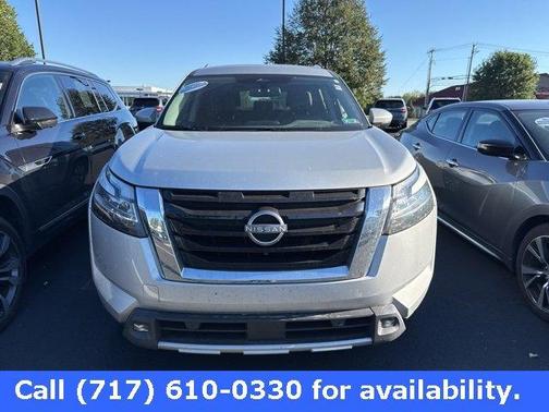 2022 Nissan Pathfinder SL