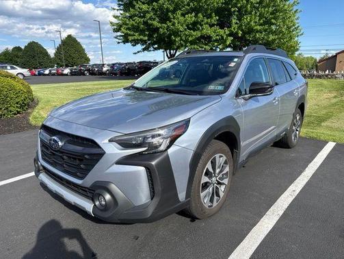 Ice Silver Metallic 2025 Subaru Outback Limited