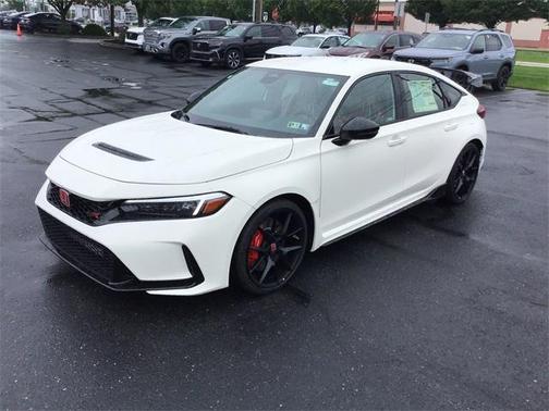 2025 Honda Civic Type R Base