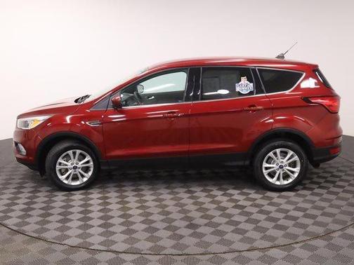Ruby Red Metallic Tinted Clearcoat 2019 Ford Escape SE