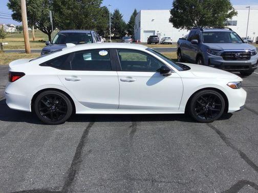 Platinum White 2026 Honda Civic Sport