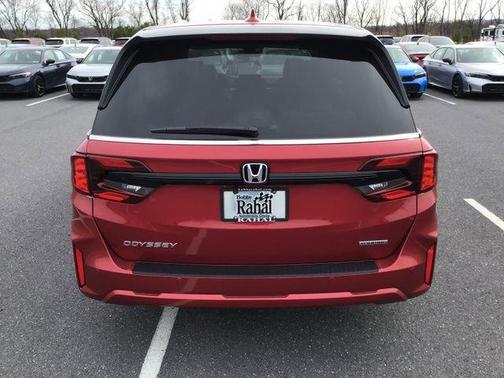 Radiant Red 2026 Honda Odyssey Touring