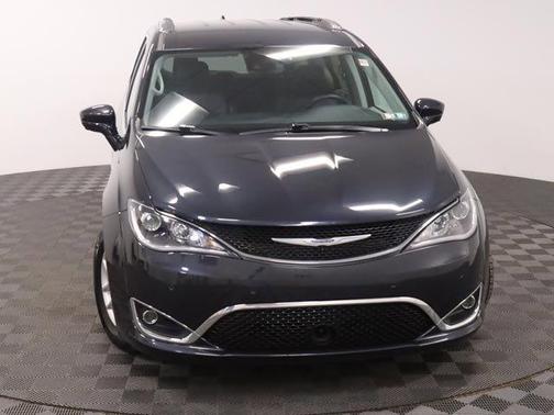 2020 Chrysler Pacifica Touring-L