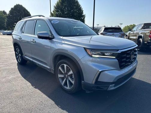 Lunar Silver Metallic 2023 Honda Pilot Elite