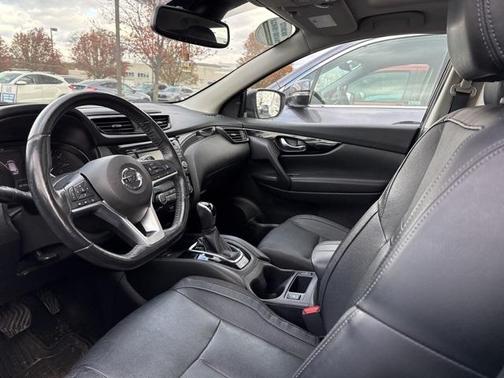 2019 Nissan Rogue Sport SL