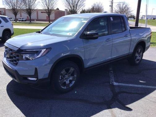 Sonic Gray Pearl 2026 Honda Ridgeline TrailSport