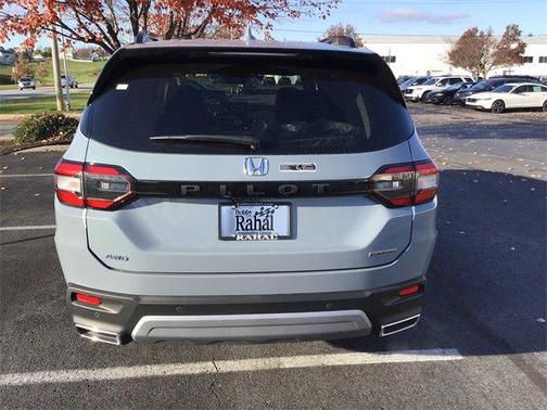 2025 Honda Pilot Sport