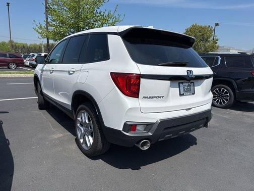 Platinum White Pearl 2024 Honda Passport EX-L