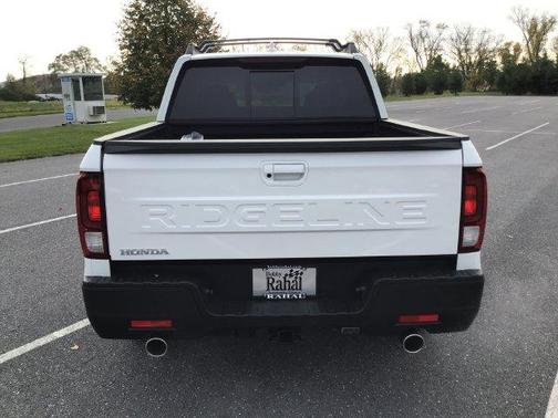 Platinum White 2026 Honda Ridgeline RTL