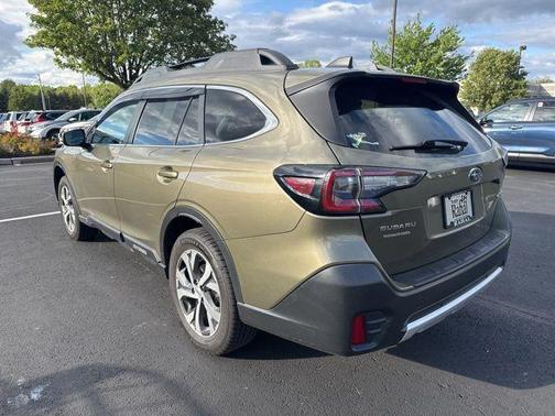 Autumn Green Metallic 2022 Subaru Outback Limited