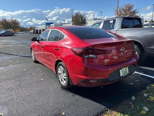 2020 Hyundai ELANTRA SE