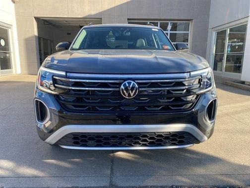 Pure Gray 2026 Volkswagen Atlas Peak Edition