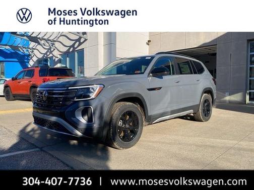 Pure Gray 2026 Volkswagen Atlas Peak Edition