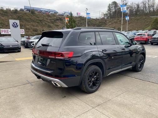 2025 Volkswagen Atlas 2.0T Peak Edition