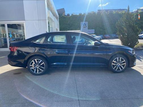 2026 Volkswagen Jetta 1.4T SE