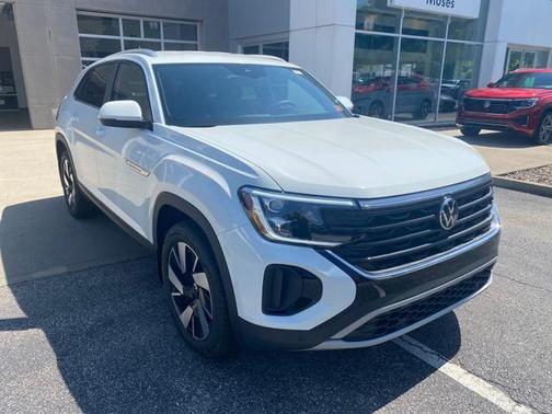 2025 Volkswagen Atlas Cross Sport 2.0T SE w/Technology 4MOTION