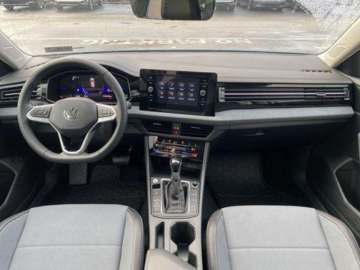 2026 Volkswagen Jetta 1.4T SE