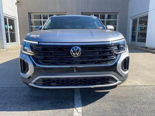 2025 Volkswagen Atlas Cross Sport 2.0T SE w/Technology 4MOTION