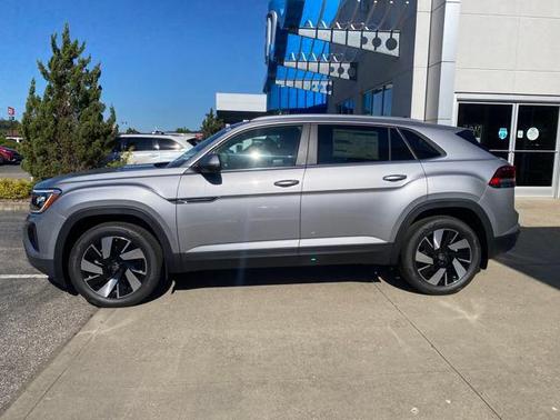 2025 Volkswagen Atlas Cross Sport 2.0T SE w/Technology 4MOTION