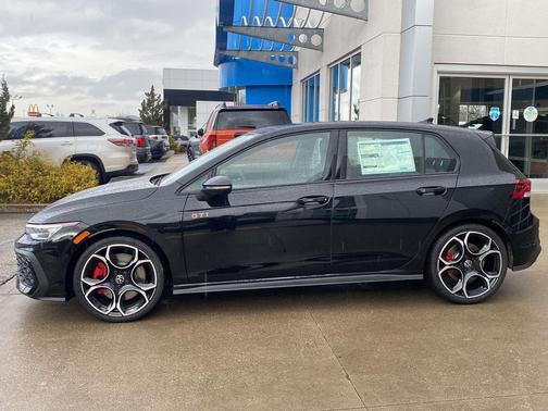 2026 Volkswagen Golf GTI 2.0T S DSG