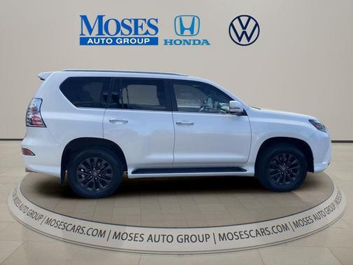 Eminent White Pearl 2023 Lexus GX 460 Premium