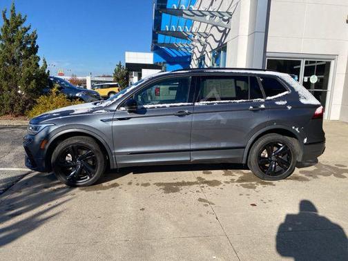 2023 Volkswagen Tiguan 2.0T SE R-Line Black 4MOTION